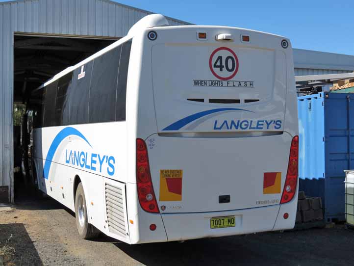 Langleys Scania K280IB Higer A30 7007MO